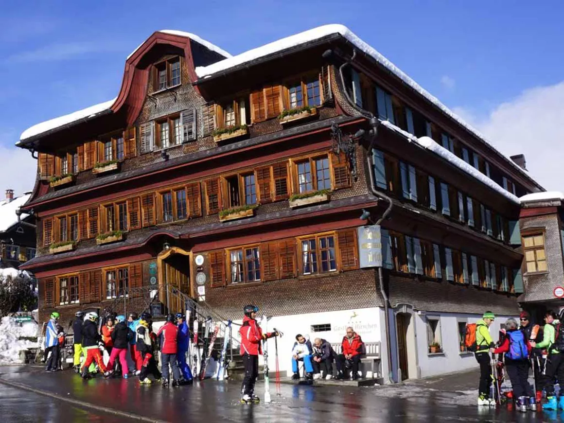 Schwarzenberg Skiurlaub & Skifahren in Österreich