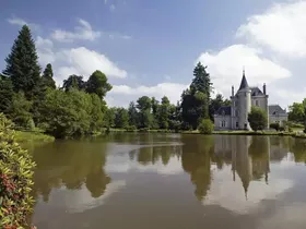 Camping Castel Le Château De Poinsouze Camping Castel Le Château De Poinsouze