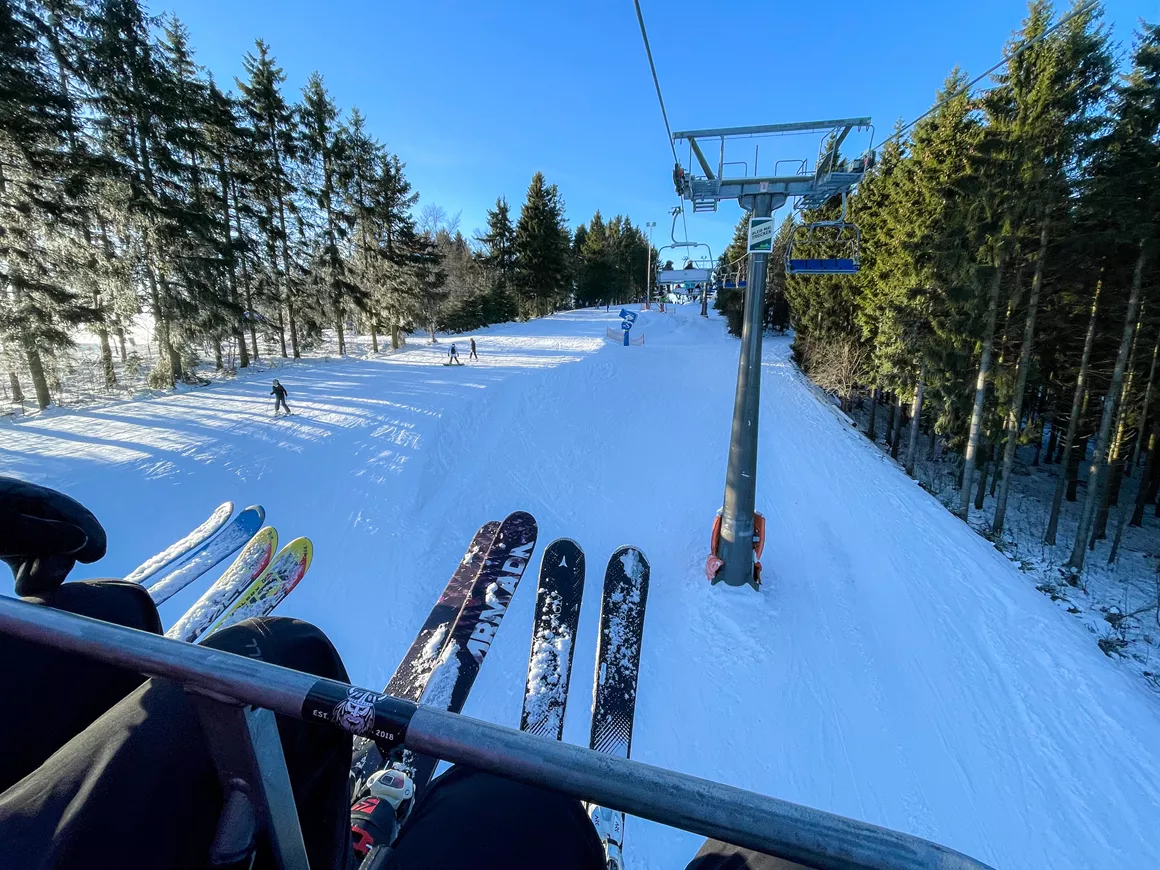 Skiliftkarussell Winterberg Skigebiet in Skiliftkaru...
