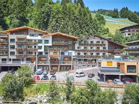 THOMSN Central Hotel & Appartements THOMSN Central Hotel & Appartements