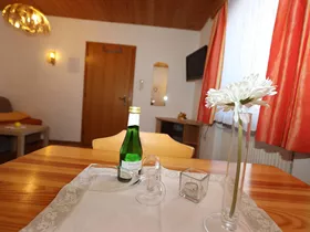 Kirschbaum 1 Kirschbaum 1