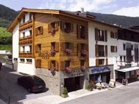 Hotel Montana, St. Anton am Arlberg Hotel Montana, St. Anton am Arlberg