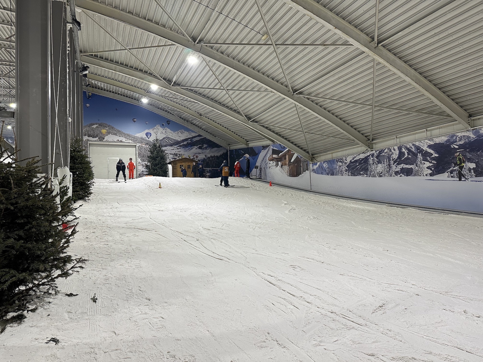 De voordelen van skilessen in een indoor skihal