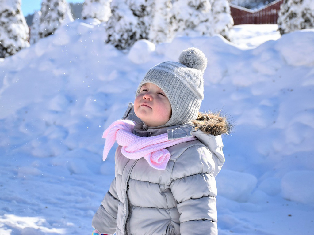 51109 - Ski holidays with babies